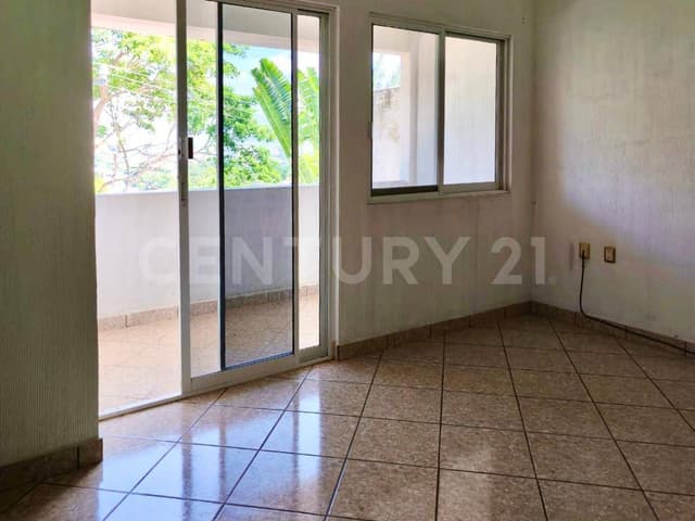 CASA EN VENTA, COL. COLINAS DEL SUR, TUXTLA GUTIERREZ
