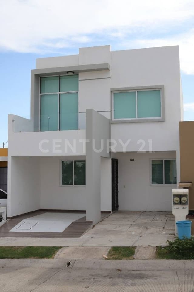 Casa completamente amueblada ubicada en Real del Valle Coto 16