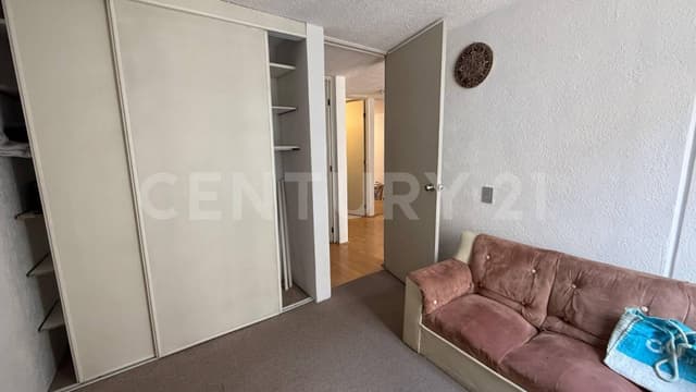 Departamento en Joyas Vallejo, ubicado en el 4° piso vivienda multifamiliar.