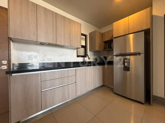 Departamento en venta equipado y amueblado en Torre Bakara, Monterrey NL