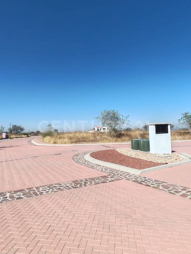 Terreno Ciudad Maderas Sur ll