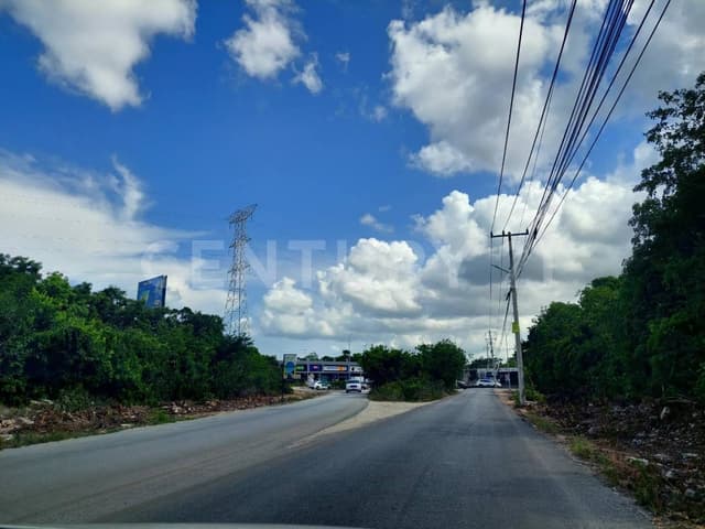 Terreno en Venta. Ave. Prolongación La Luna Lote 2-06 RC01423