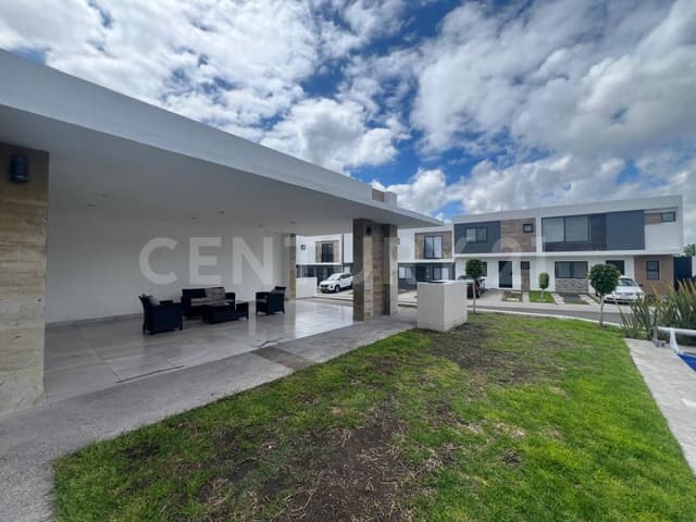 Renta de Casa en Zakia Residencial