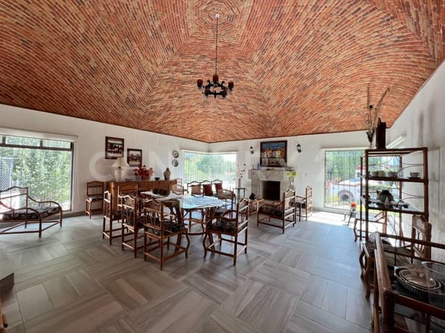 CASA EN VENTA TEQUISQUIAPAN