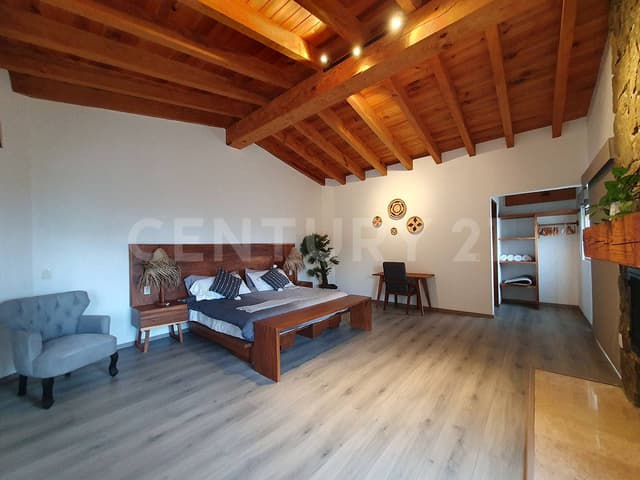 CASA EN VENTA, AVÁNDARO, VALLE DE BRAVO