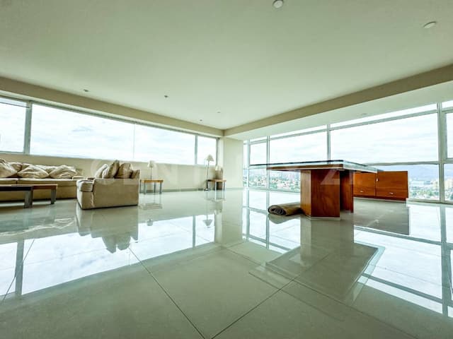 Venta de departamento en lomas de chamizal