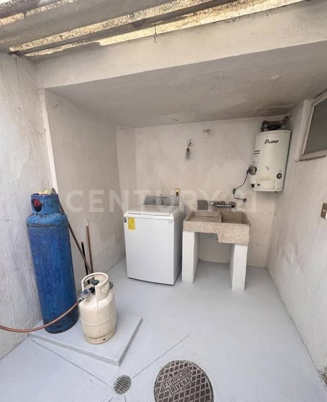 CASA EN VENTA EN PARQUES DEL TEPEYAC