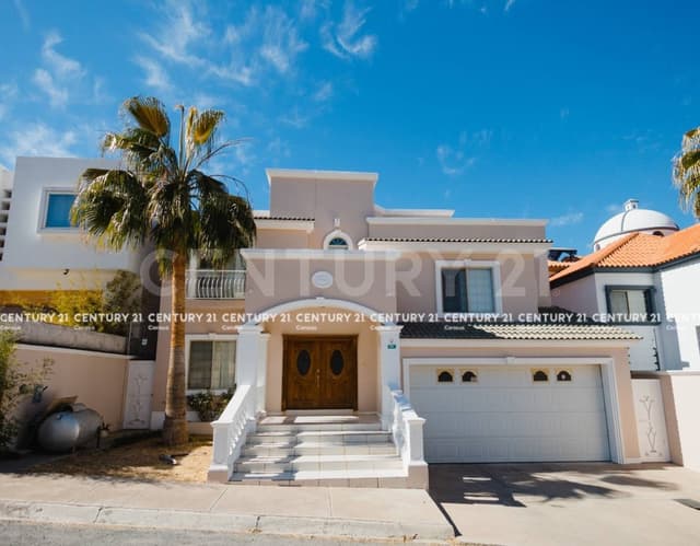 CASA EN VENTA EN FRACCIONAMIENTO PUERTA DE HIERRO, CHIHUAHUA CHIH.