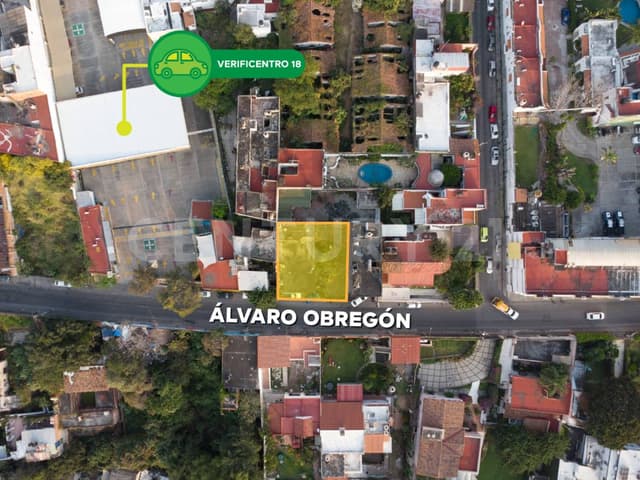 SE VENDE COMO TERRENO EN EL CENTRO DE CUERNAVACA EN $9706 POR m²