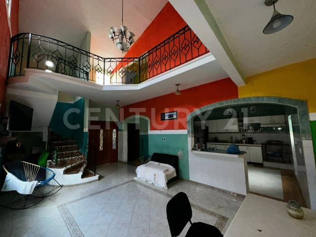 CASA EN VENTA EN LA COLOSIO 4 RECÁMARAS 4 BAÑOS