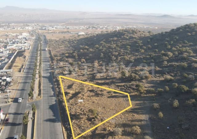 - TERRENO EN VENTA EN BOULEVAR JORGE CASTILLO CD. CUAUHTEMOC, CHIH