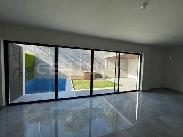 Residencia de lujo en Aysso 2 Sector – Carretera Nacional