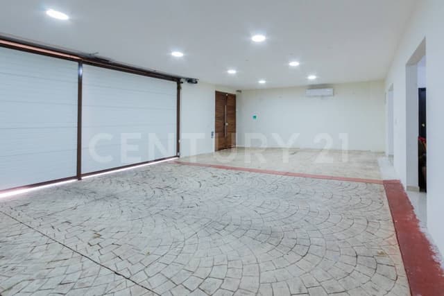 CASA EN VENTA EN MONTECARLO RESIDENCIAL