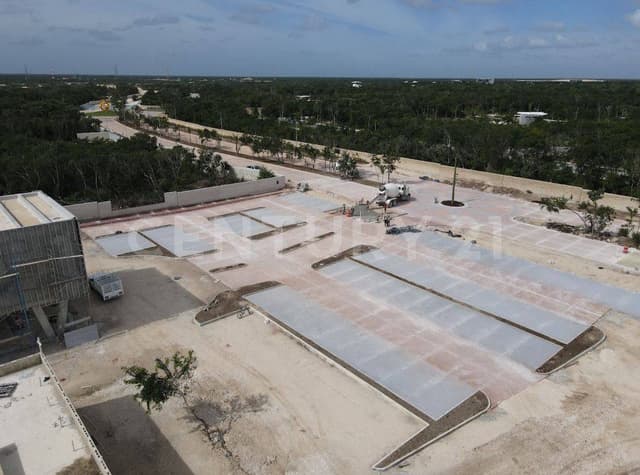 VENTA DE LOTES RESIDENCIALES EN LAUSANA Cancun Q. Roo OFC4524