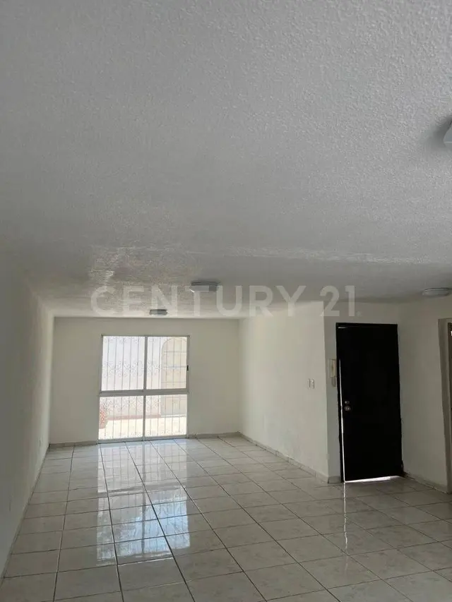 Casa en renta en Jardines del Sol, Zapopan.