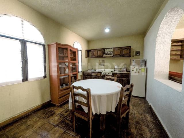 SE RENTA BUNGALOW DE 2 NIVELES EN SAN FELIPE DEL AGUA