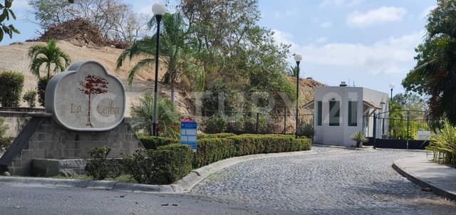 Buscas un Terreno Residencial amplio, seguro y tranquilo.