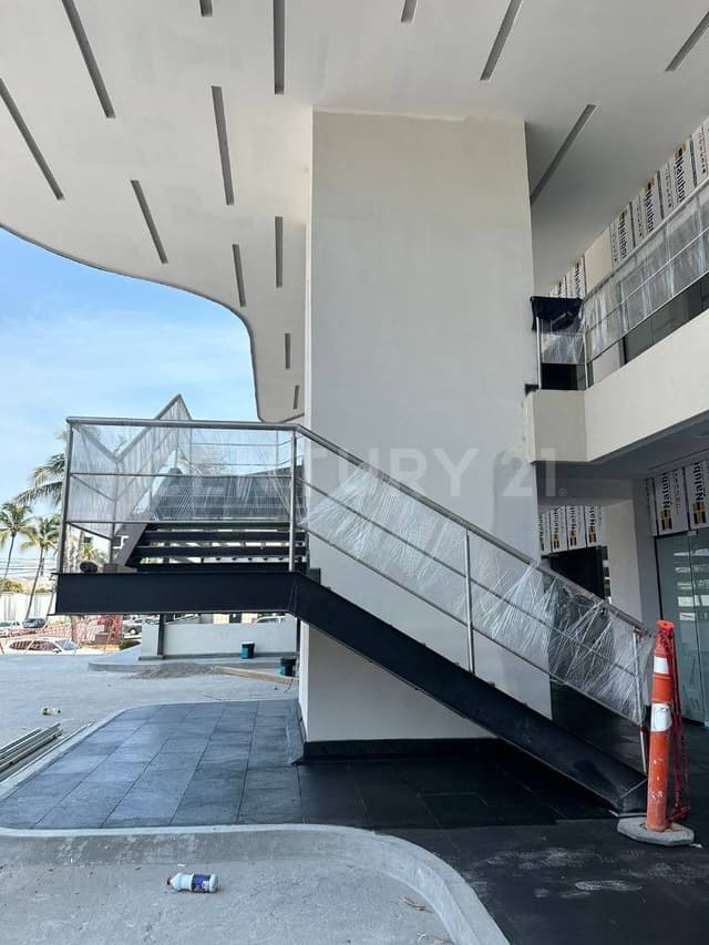 Local comercial en venta Torre 5