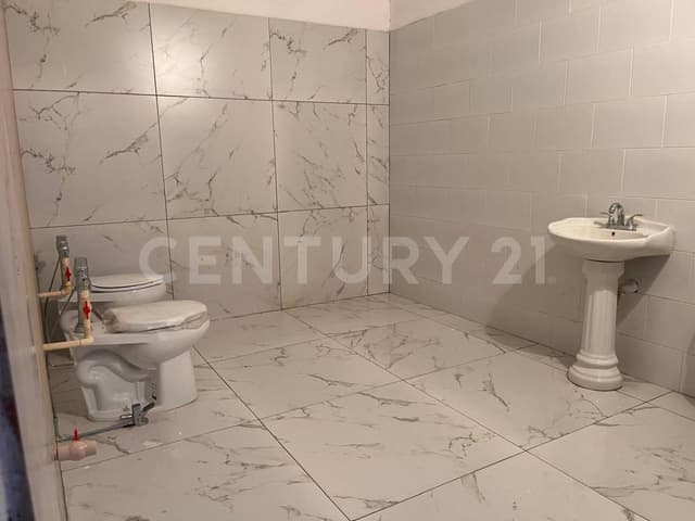 LOCAL EN RENTA, Blvd. Canuto Ibarra, Fraccionamiento Alcazar del Country