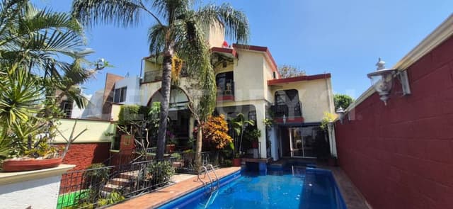 Amplia casa en un fraccionamiento ideal para vacacionar