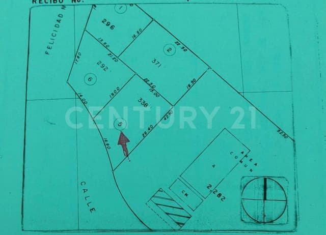 Terreno bardado, En Fraccionamiento Club De La Felicidad.