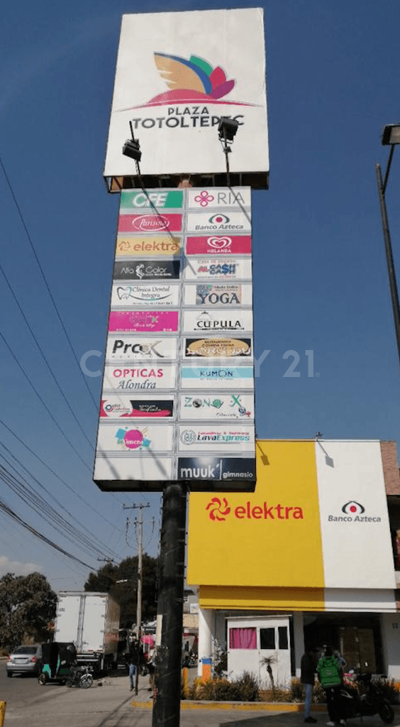 Local Comercial en renta dentro de Plaza Totoltepec Local 5