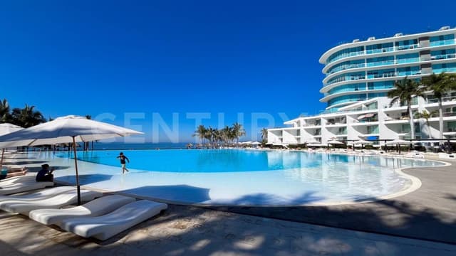 Condo Aria Ocean 665-667