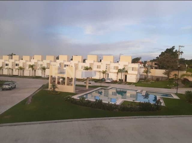 VENTA DE CASA RESIDENCIAL EN OAXTEPEC CENTRO, MORELOS.