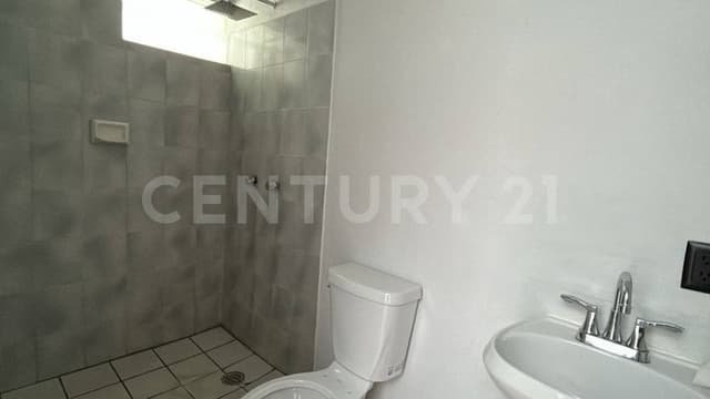 CASA EN VENTA EN LOMA BONITA EN VILLA DE ALVAREZ, COLIMA