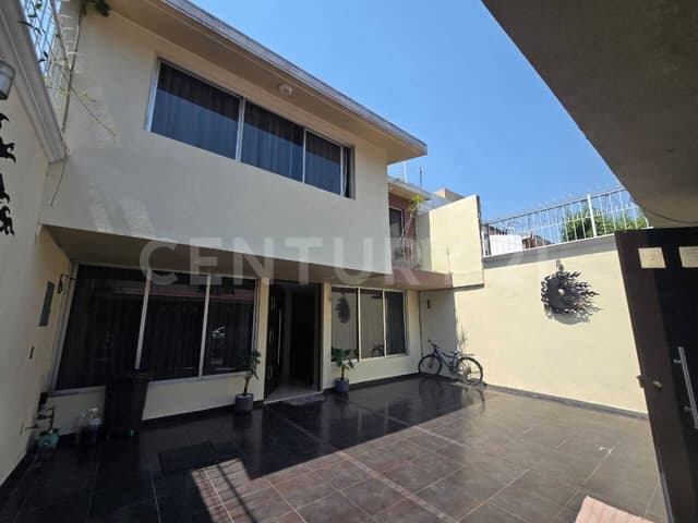 CASA EN VENTA EN JARDINES DEL SUR XOCHIMILCO