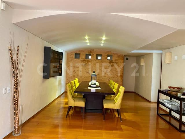 Casa en Venta en cd. Satélite, Naucalpan, Mex.