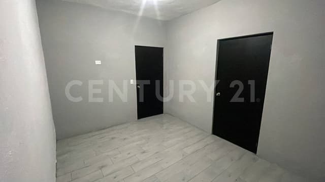 CASA EN VENTA EN CENTRO SANTA CATARINA