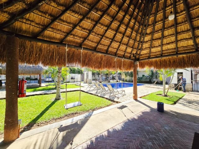 Renta departamento amueblado 3 recamaras Real Bilbao, Playa del Carmen P3266