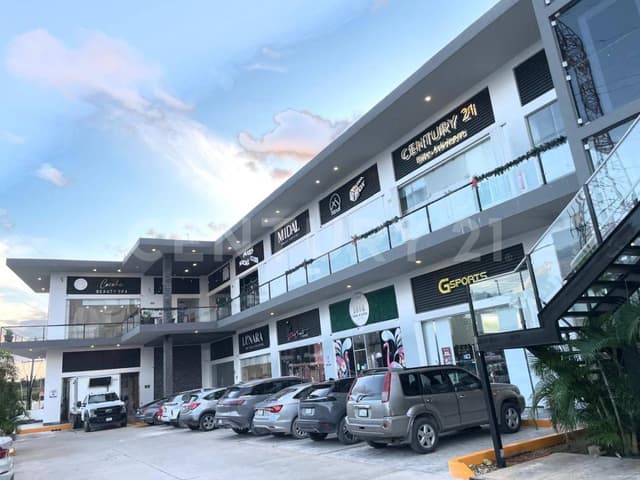 Local Comercial en Renta en Av. Huayacán km 4, Excelente ubicación LE2125