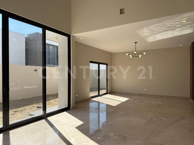 Casa en venta en Bosques de las Misiones