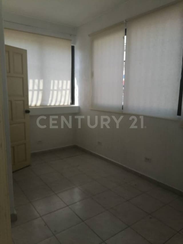 RENTA DE CONSULTORIO EN COLONIA LINDAVISTA, GAM CDMX