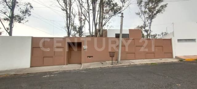Casa en Venta en Vista del Valle, Naucalpan, Edo. Méx