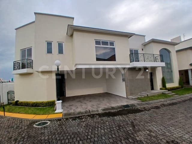 VENTA RESIDENCIA EN REAL DE ARCOS, METEPEC, MÉXICO