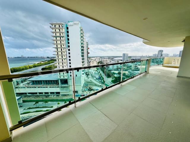 Departamento en Renta - Amueblado 3 recamaras - Nivel 12 Novo Puerto Cancún