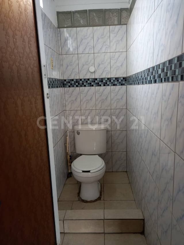 RCR-1295 CASA EN RENTA EN LOMAS VIRREYES