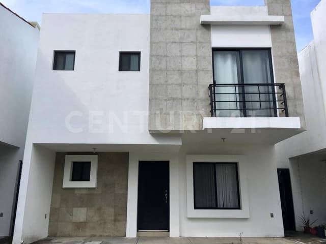 Casa en Renta en calle Sierra del Mezquite #216, Fracc. Sierra Nogal, León, Gto.