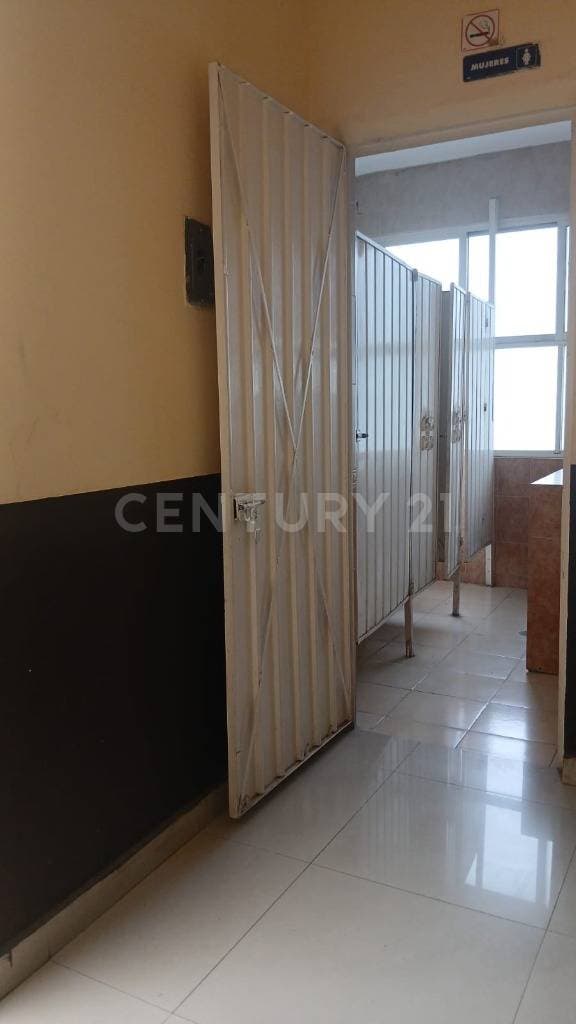 Espacio comercial en 1er piso en el Centro de Azcapotzalco