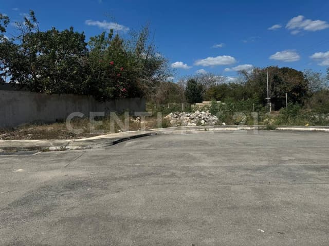 Terreno en Venta en Chichi Suárez, Mérida, Yucatán