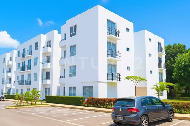 Departamento Amueblado de 3 Recámaras en Palmas Turquesa, Playa del Carmen