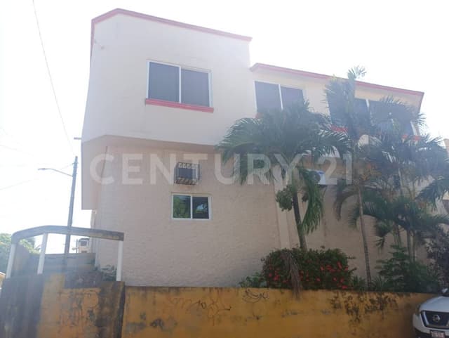 casa en VENTA EN calle CERECEDO Col. Benito Juárez Coatzacoalcos Veracruz