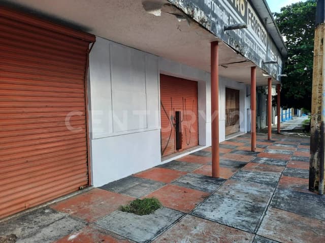 LOCAL COMERCIAL DE 553 MTS EN VENTA EN EL CENTRO DE COATZACOALCOS, VERACRUZ.