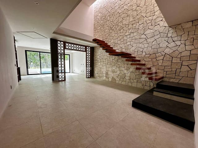 Venta Casa a estrenar Via Cumbres Cancun Q. Roo SVM2325