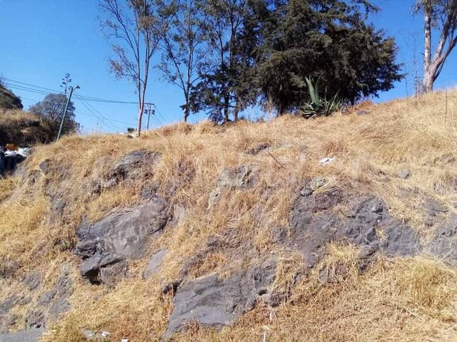 Terreno en venta para a 5 minutos de los Portales, Toluca.