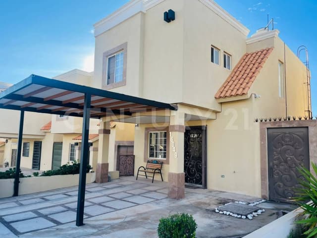 CASA EN VENTA, FRACCIONAMIENTO HACIENDA SOFIA, CHIHUAHUA