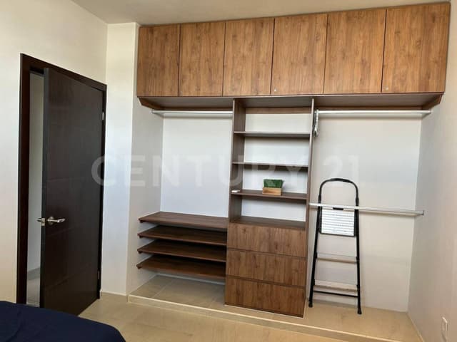 RENTA Bonito Departamento en Selvanova coto 8 Playa del Carmen P3766